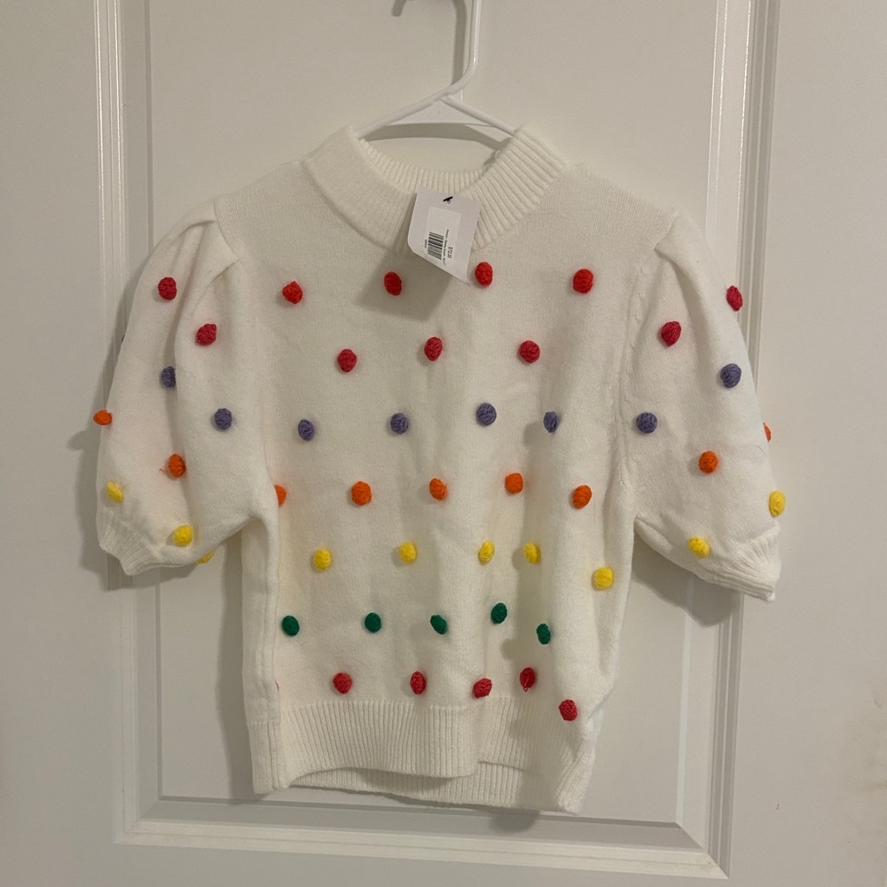 NWT Avara sweater top